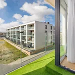 Apartament Flowers Z Parkingiem Perlowa Przystan - Holiday City