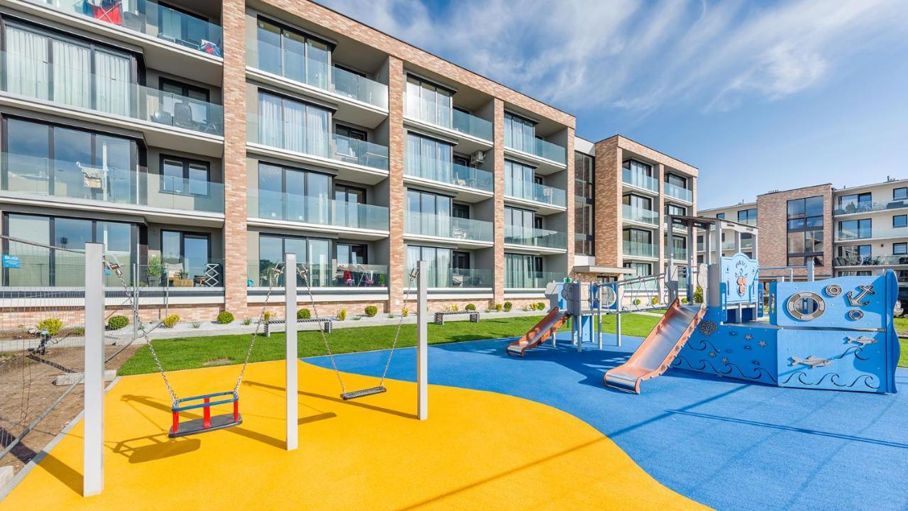 Apartament Flowers Z Parkingiem Perlowa Przystan - *